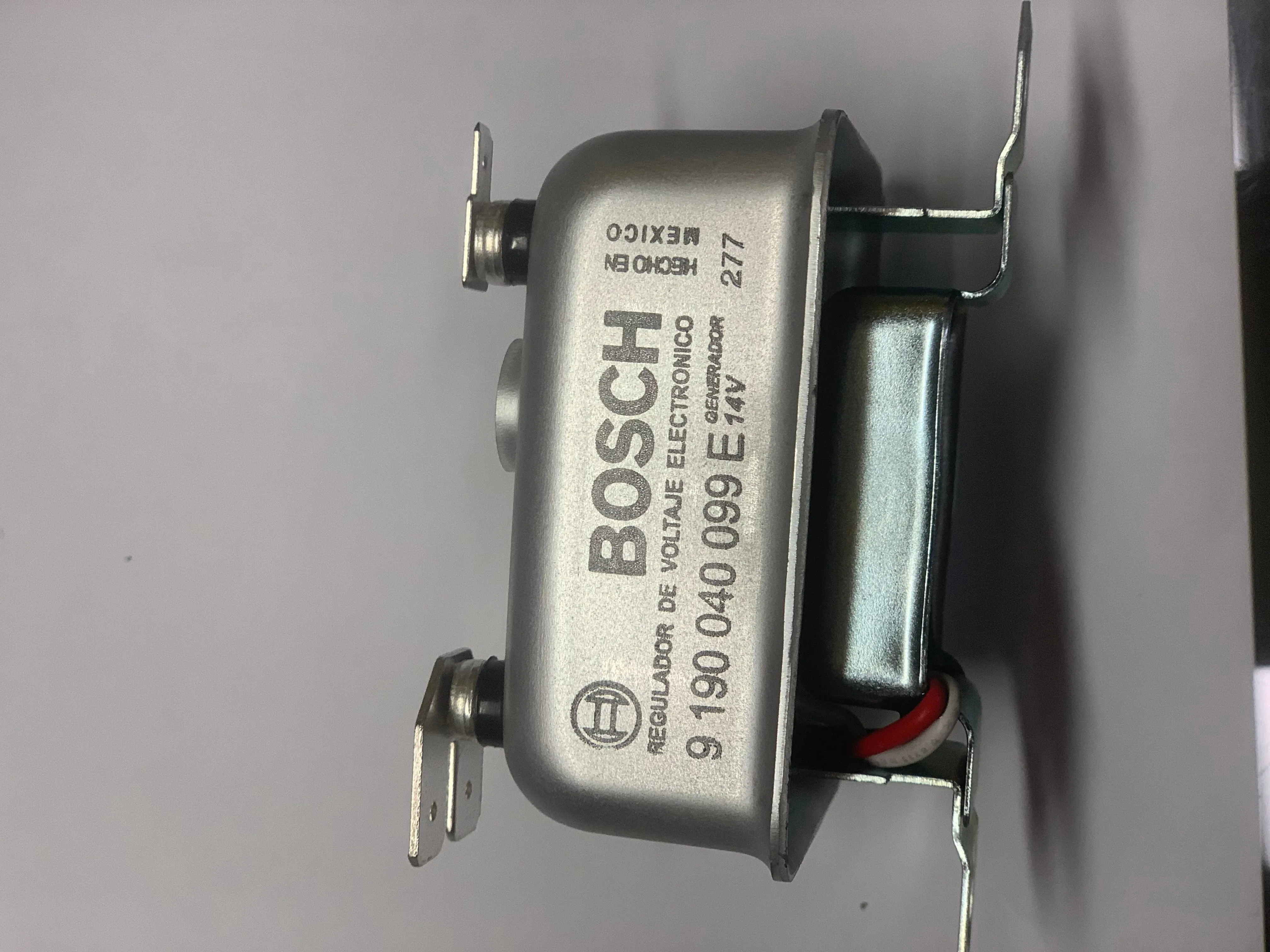 12V REGULATOR BOSCH - Beetle/Ghia/T3