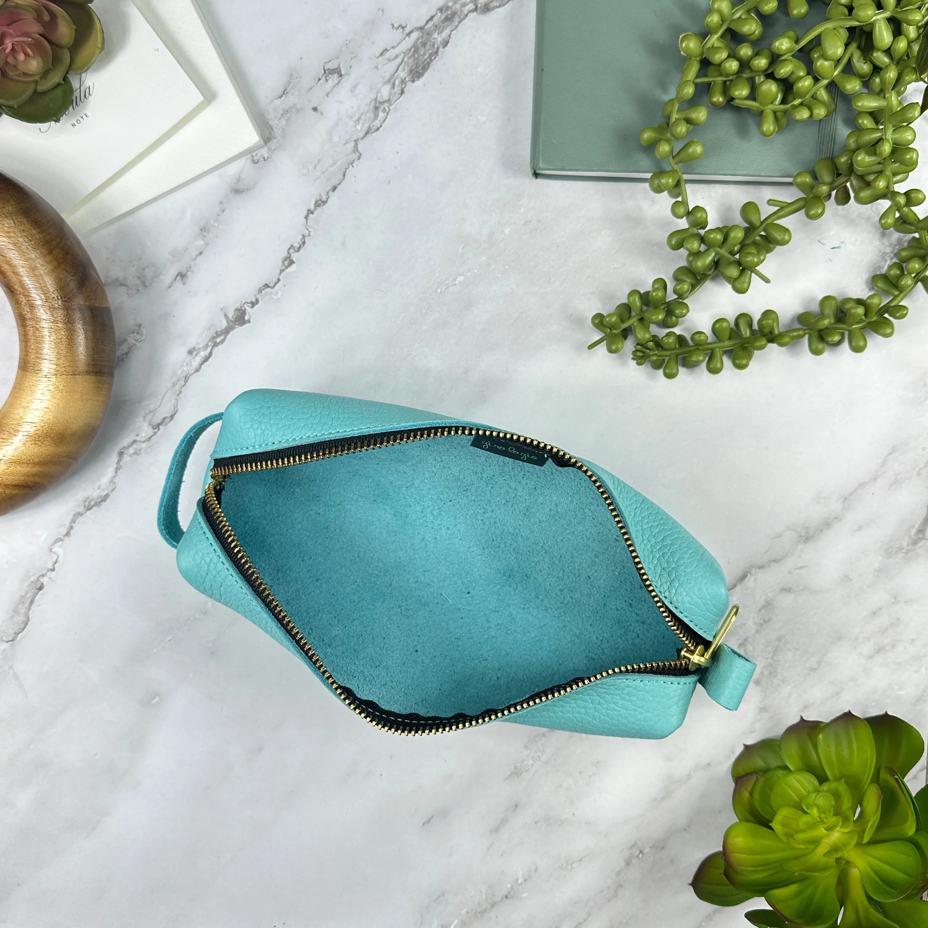 Girologio YKK Zipper Pouch in Aqua Breeze