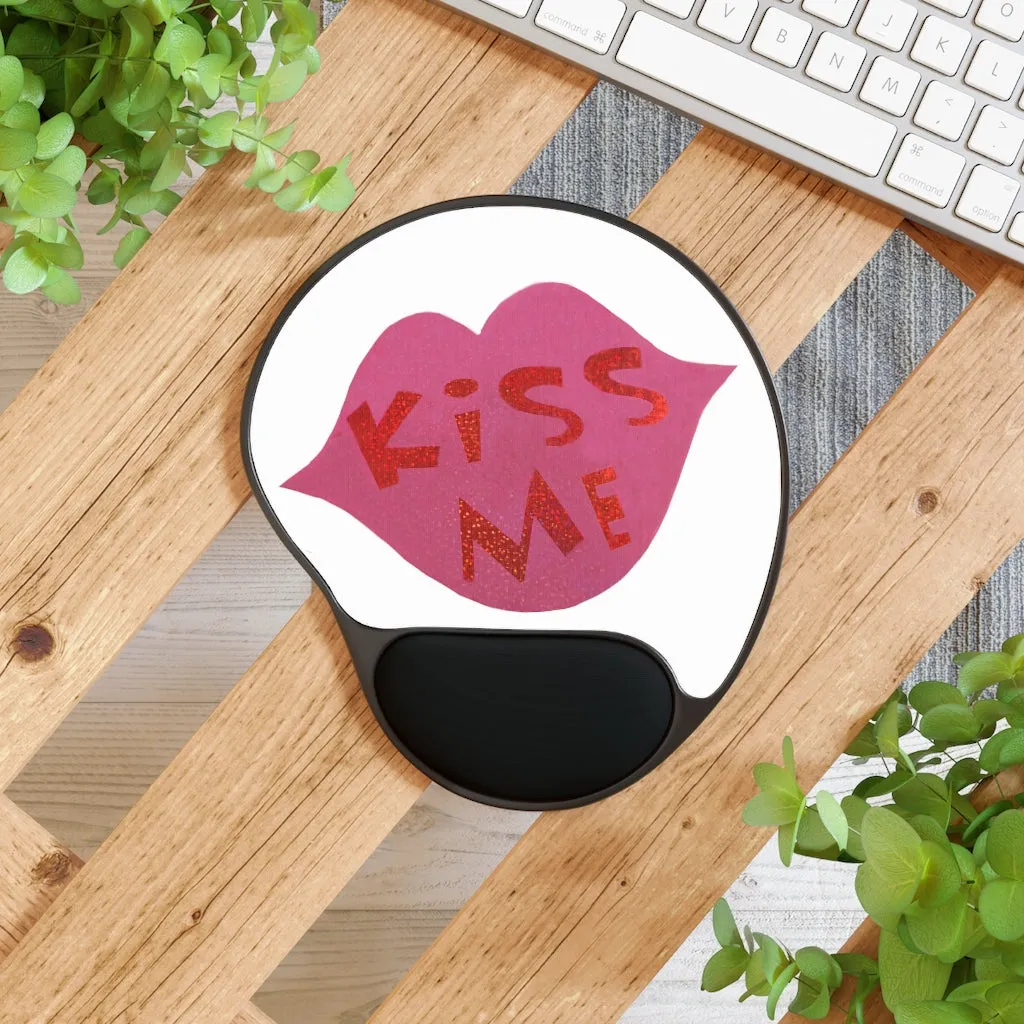 Kiss Me Mouse Pad With Wrist Rest